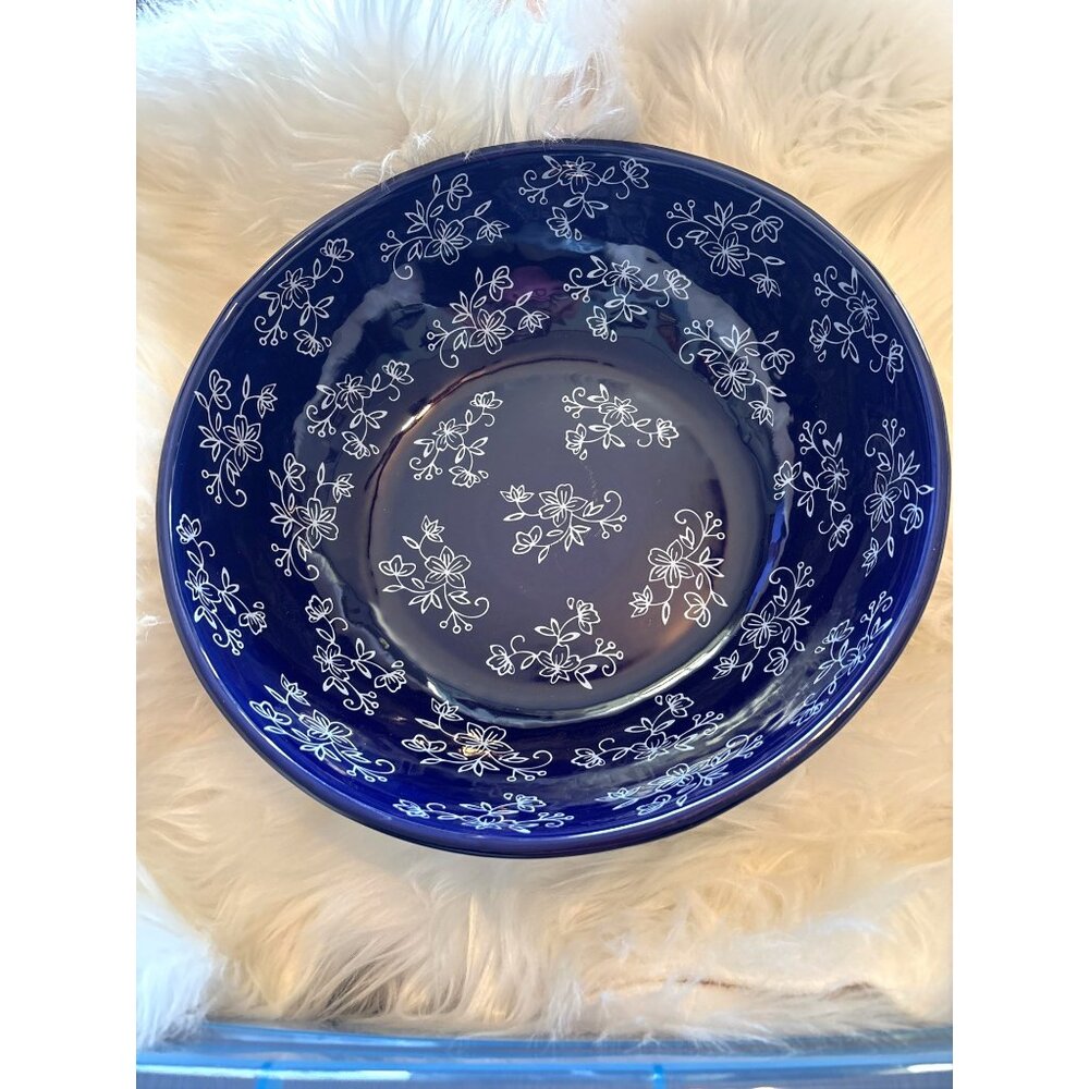 Temptations By Tara Blue & White Floral Lace Freezer to Oven To Table 6 qts